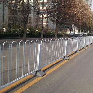 U型折彎京式防護欄 圓管焊接構筑道路安全屏障