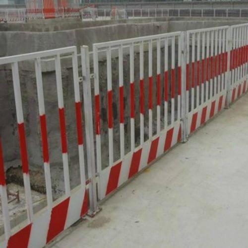 熱銷紅色基坑產品 基坑圍擋護欄、樓層臨邊基坑護欄網與施工區域警示圍擋全解析